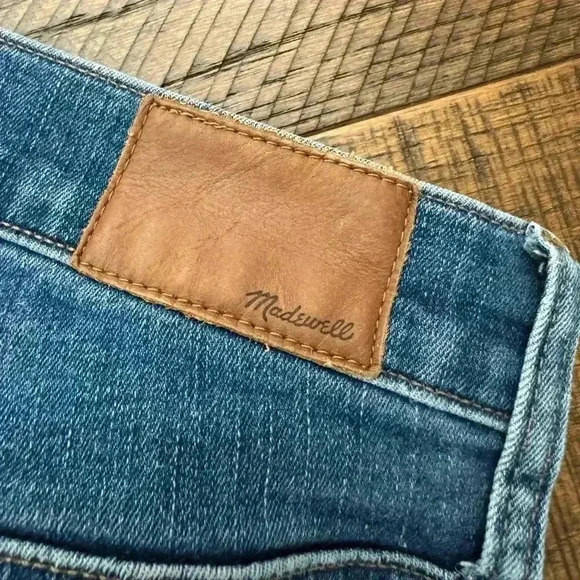 Madewell 9" Mid-Rise Skinny Jeans - Picture 8 of 12